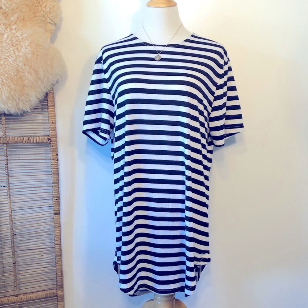 STITCHFIX-Black & White Striped Crew Neck Knit Tunic Top-Size XL/14